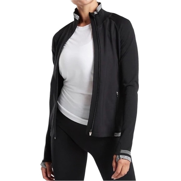 Athleta Jackets & Blazers - ATHLETA ANDES HYBRID Women’s Black Zipper Closure Fitted Jacket w/ Thumb Holes
